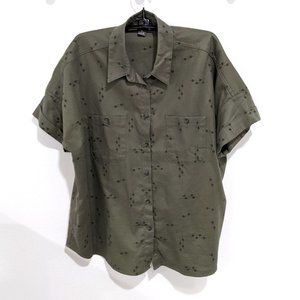 Eddie Bauer Wild River Flannel Short-Sleeve Olive Green Shirt - Size Medium